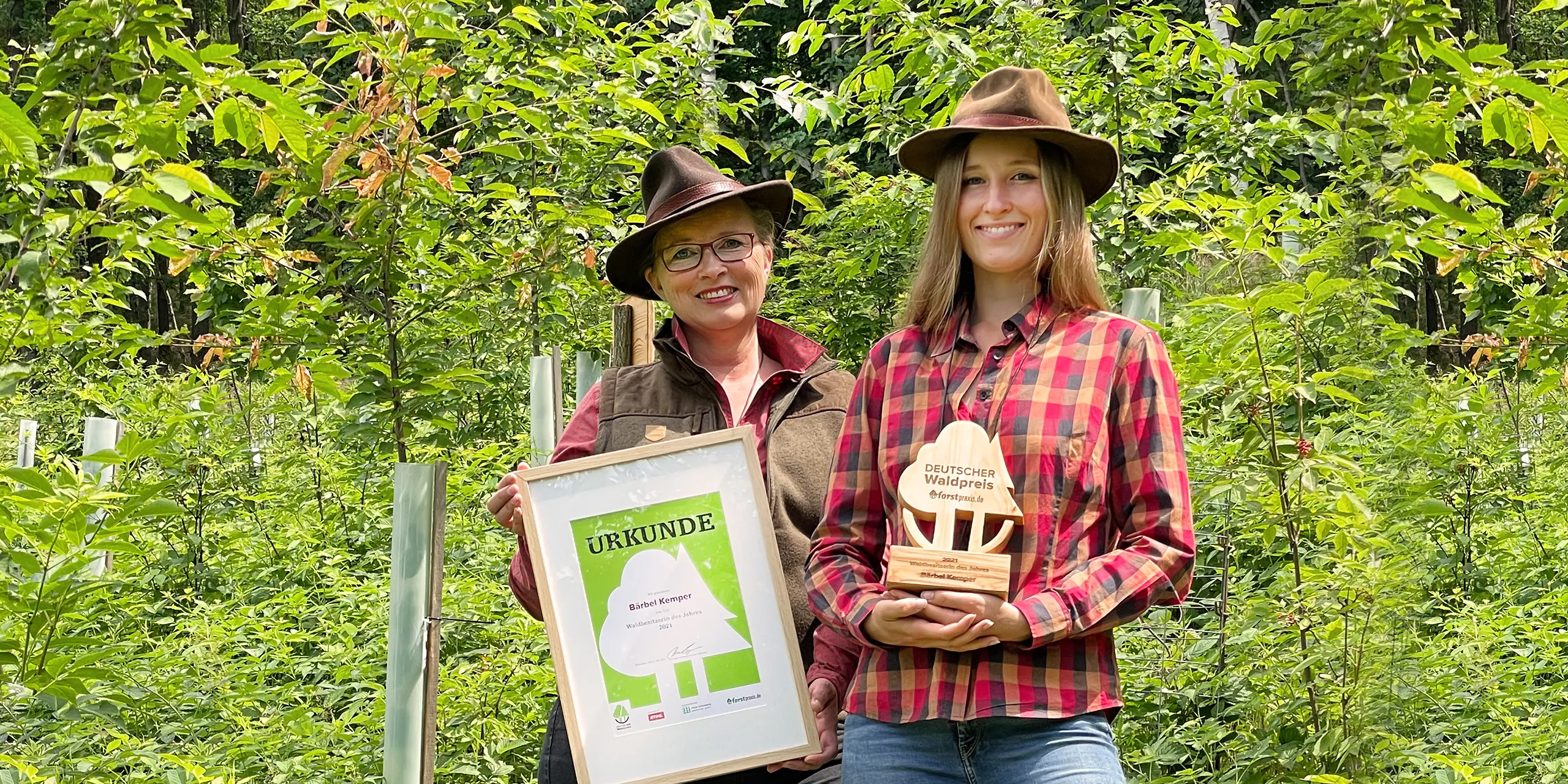 Auszeichnung für Bärbel Kemper und ihr Team mit dem DEUTSCHEN Waldpreis 2021.